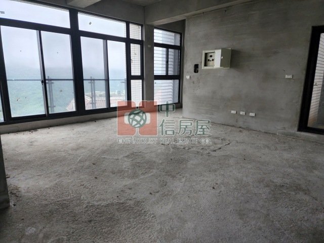 台北國堡景觀電梯豪宅☆大台北華城☆青山鎮康橋小學