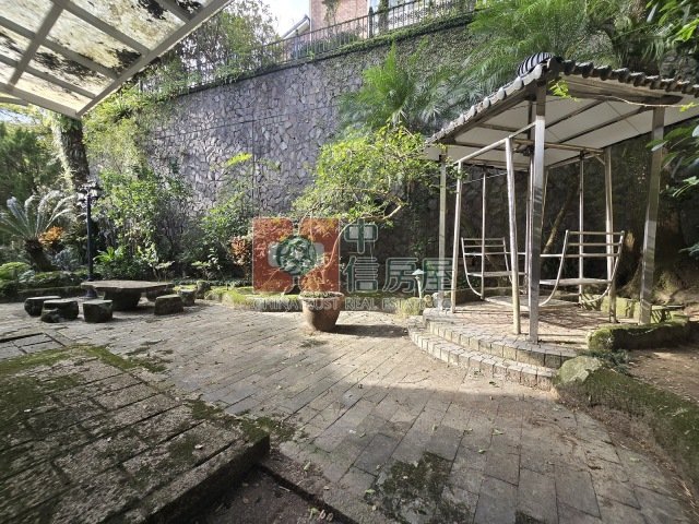 秀岡山莊豪邸庭院別墅☆台北華城☆青山鎮康橋小學