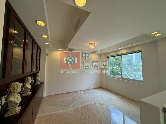 秀岡高檔景觀平走別墅*近康橋*近華城