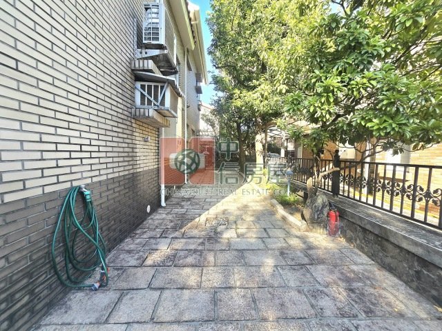 秀岡平走庭院別墅☆大台北華城☆青山鎮康橋小學