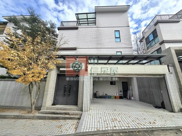 康橋旭獨棟電梯別墅*裝潢溫馨*自有庭院*近康橋