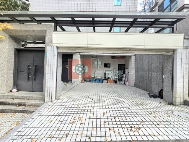 康橋旭獨棟電梯別墅*裝潢溫馨*自有庭院*近康橋
